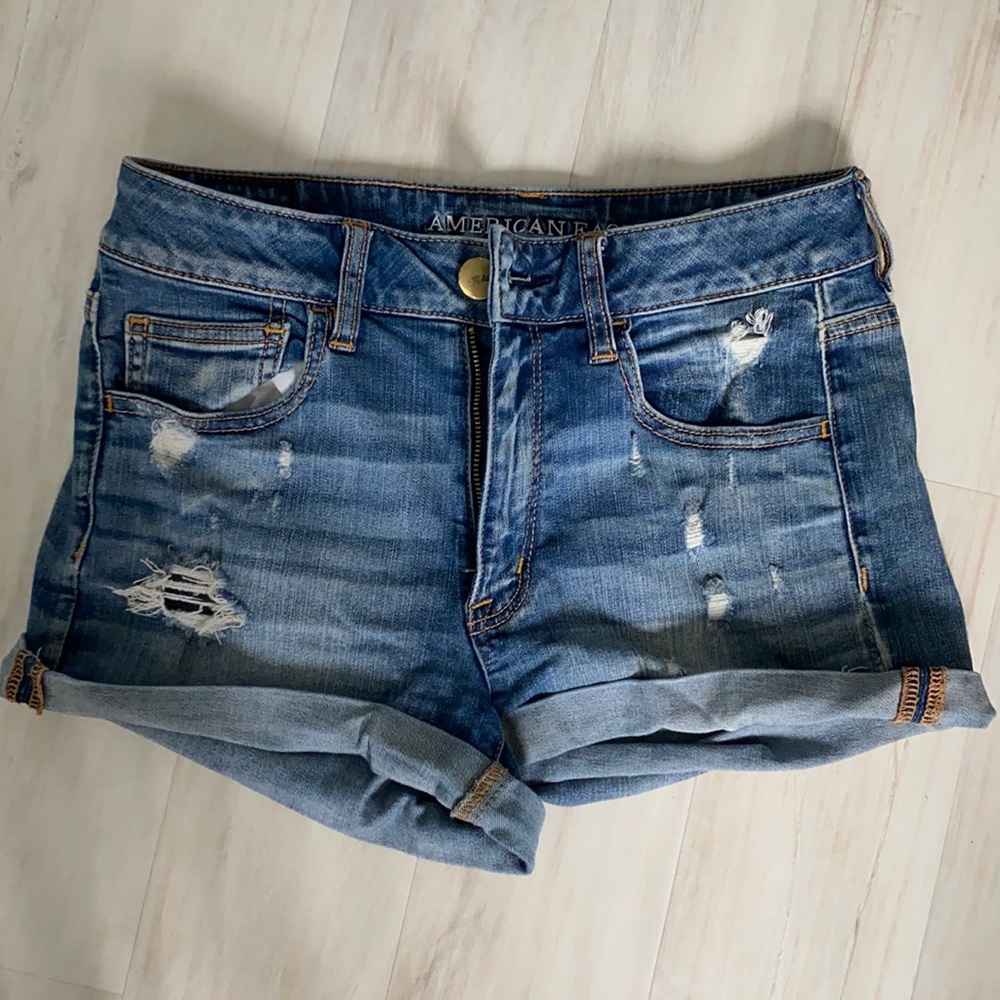 American Eagle ‘Hi-Rise Shortie’ Shorts